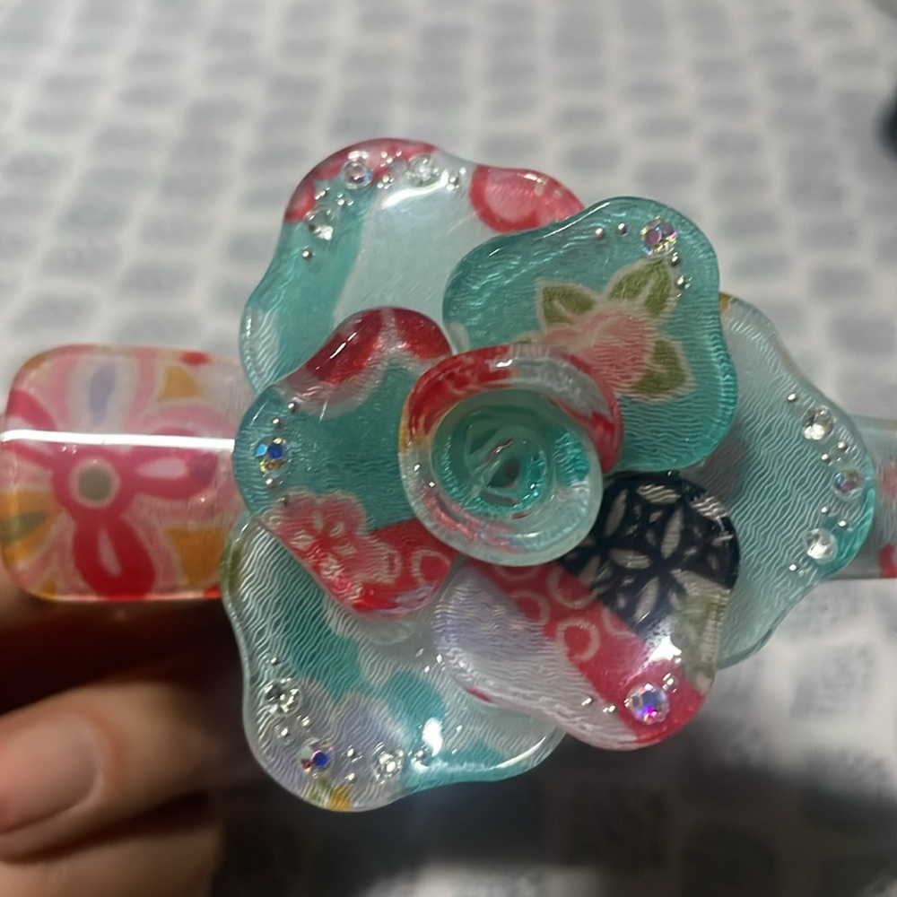 Large Japanese Hair Clip with Multicolor Design, strong and unique - Picture 2 of 4